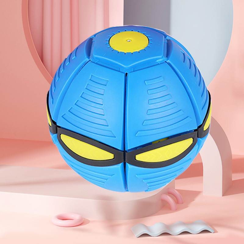 2022 outdoor Toys for kids flying saucer ball decompress ufo magic flying ball with light flying magic ball