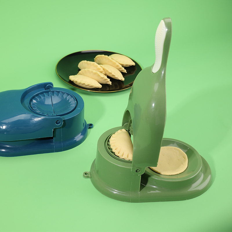 Wholesale Kitchen Baking Tools 2 in 1 Dumpling Maker Dumpling Press Green Blue Yellow Dumpling Press