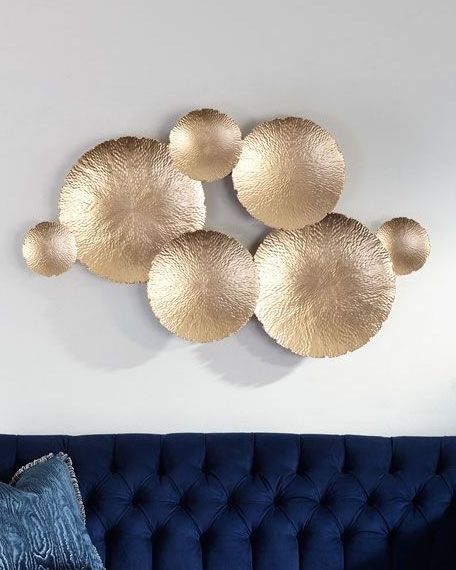 set of 3 Plates Metal Wall Art for Living Room Bedroom  Figures Large Gold Plates Decor