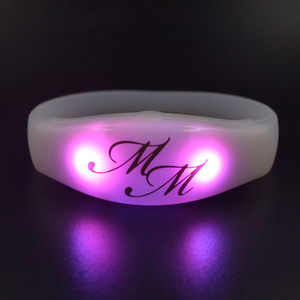 Programmable Remote Controlled Flashing Led Silicone Bracelet, Radio Control Rfid Light Up Wristband DMX Led Bracelet