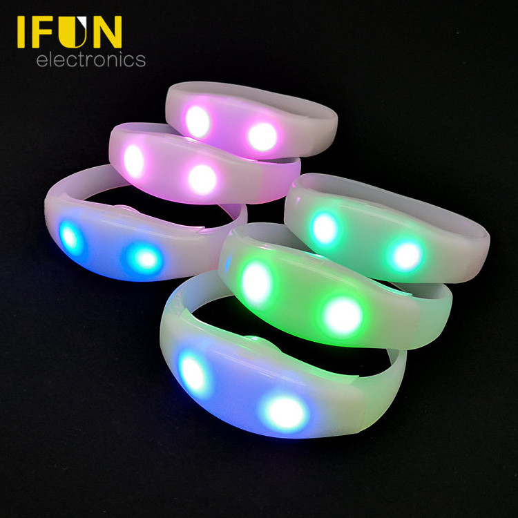 Programmable Remote Controlled Flashing Led Silicone Bracelet, Radio Control Rfid Light Up Wristband DMX Led Bracelet