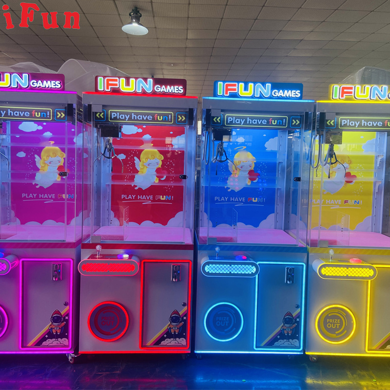 Factory Price Hot Selling Ifunpark Claw Machine Plush Doll Toy Claw Crane Machine prize vending out Toy Gift game machine