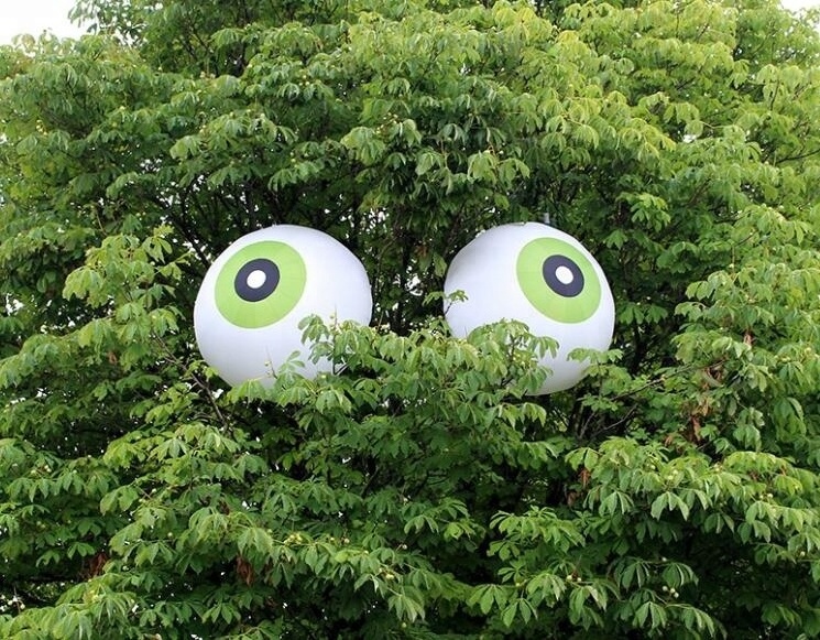 Attractive giant inflatable eyeballs for tree decoration / inflatable hanging eyeballs/halloween eyeball decorations