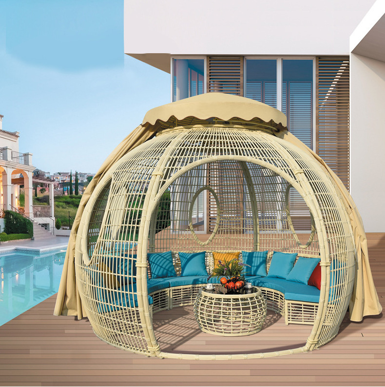 Popular patio rattan sun bed outdoor lounger bed outdoor daybed with canopy