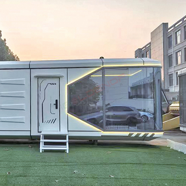 New Product Travel Trailer Apple Cabin Prefabricated Flat Pack Modular Container House On Wheels camping pod