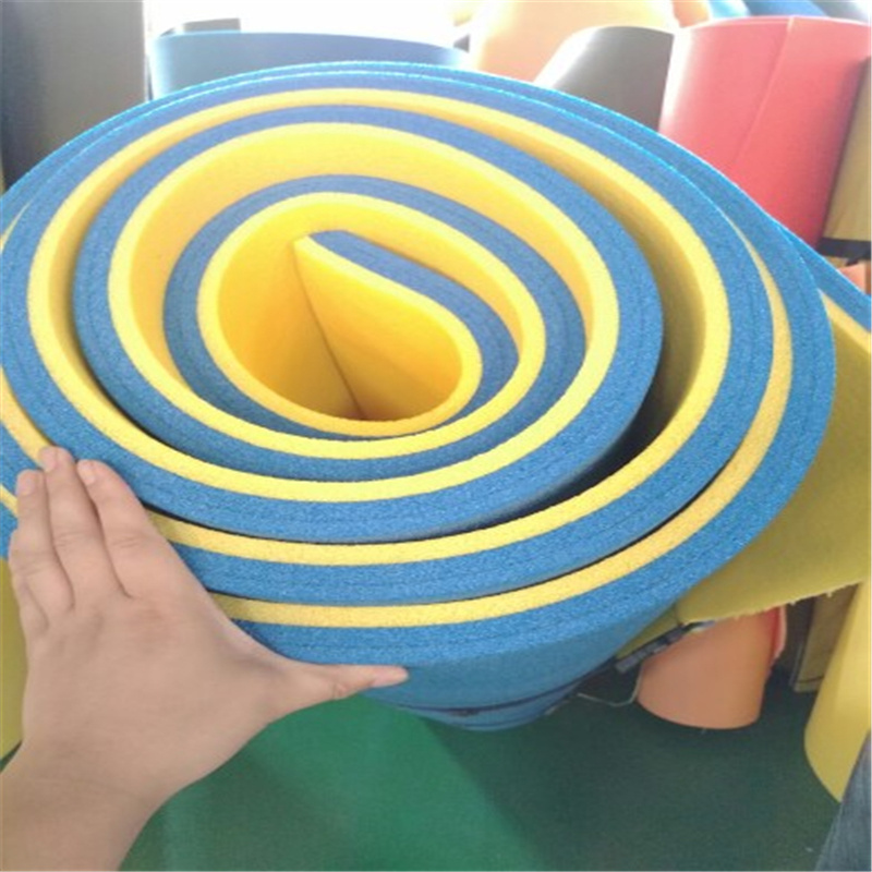 Hot selling factory price water floating mat