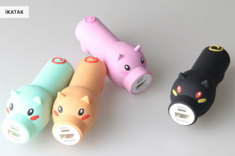 Custom Gift New Design Cute Pig PVC Battery Power Bank Portable Charger