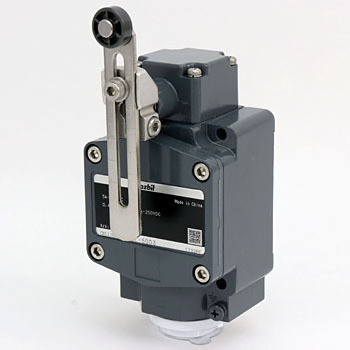 Widely used proximity switches omron relays price limit switch for incubator