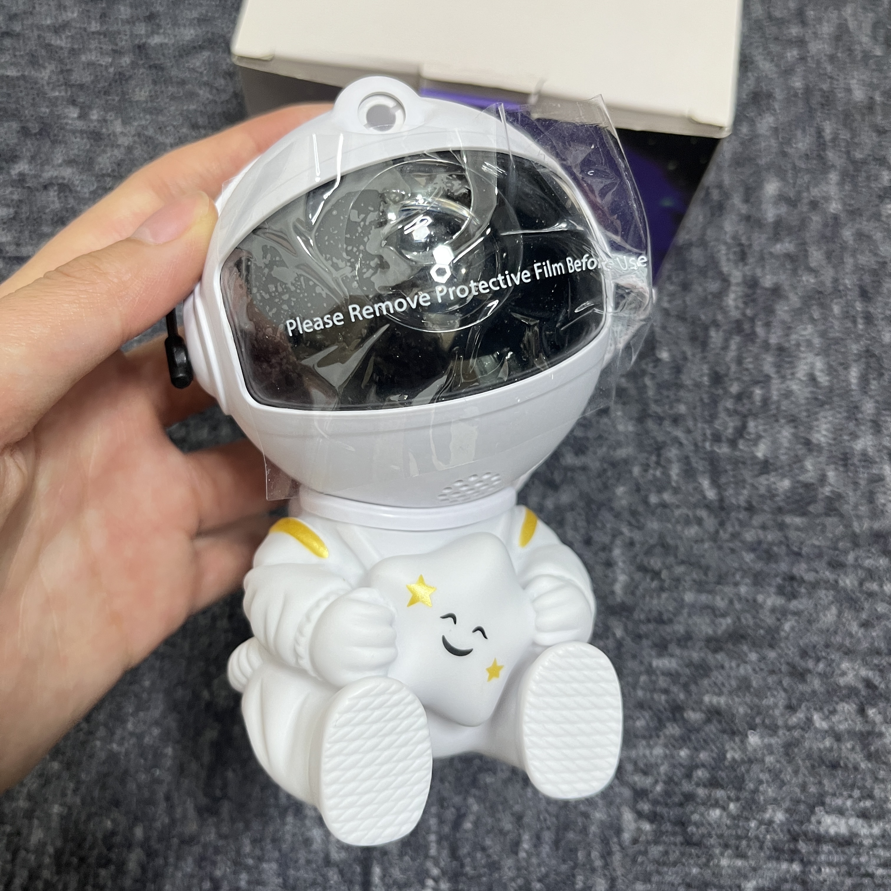 Astronaut Star Projection Night Light With Remote Control