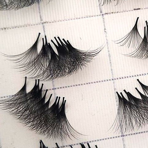 Low Moq 3D Mink Lashes Wholesale - Mega Volume Eyelash Extensions with High Quality Customized Packaging