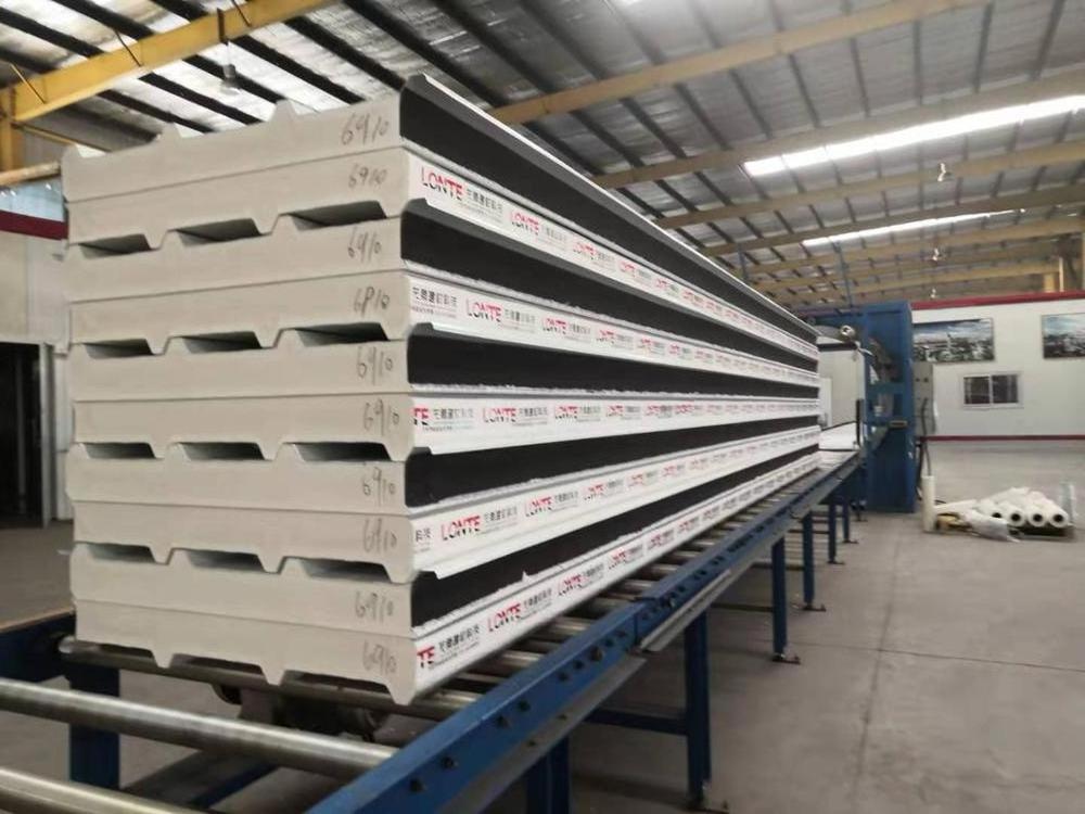 Building Material 50mm PIR  PU Sandwich Panels polyurethane foam coldroom Insulated Sandwich Wall Panel