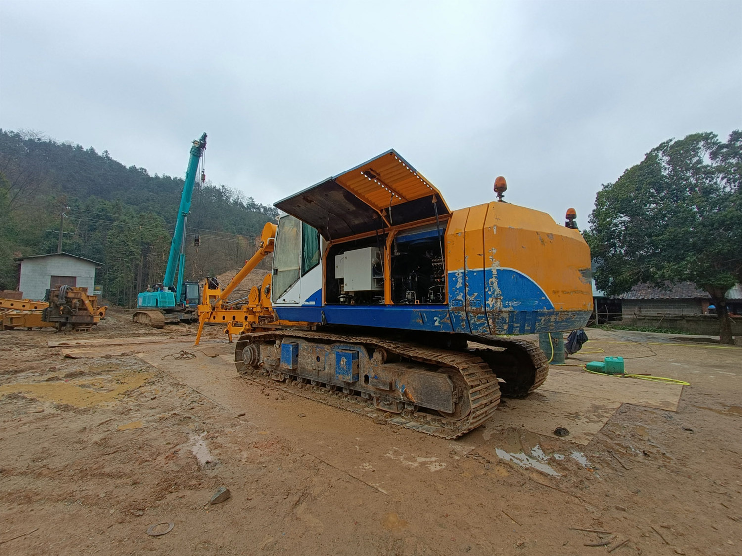 Cheap Price Used Bauer BG24/BG25/BG25C/BG26 Rotary Drilling Rig Piling Machinery for Sale