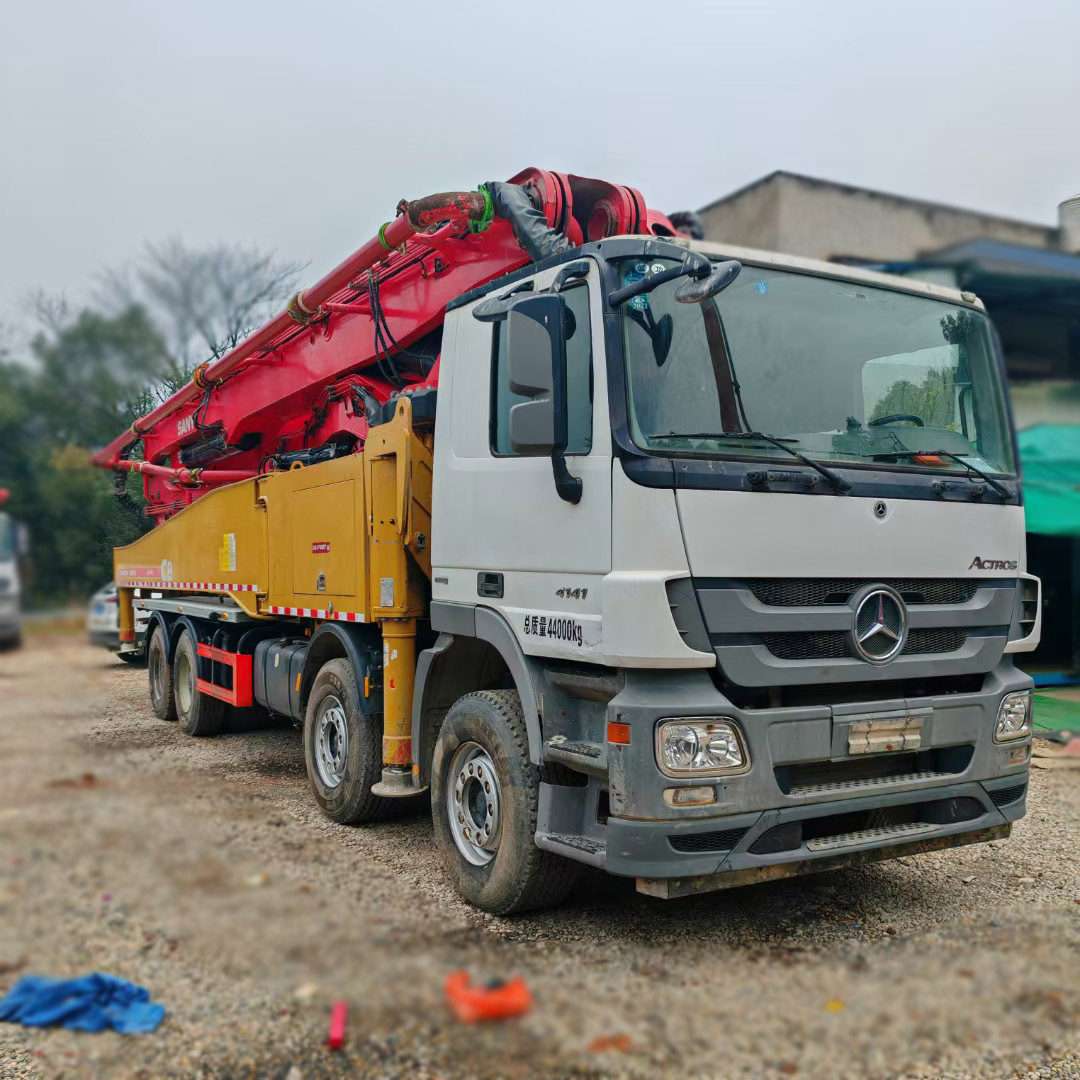 56m Second hand Used Sany Concrete Pump Truck 8X4 SYM5443THB 560C-8A