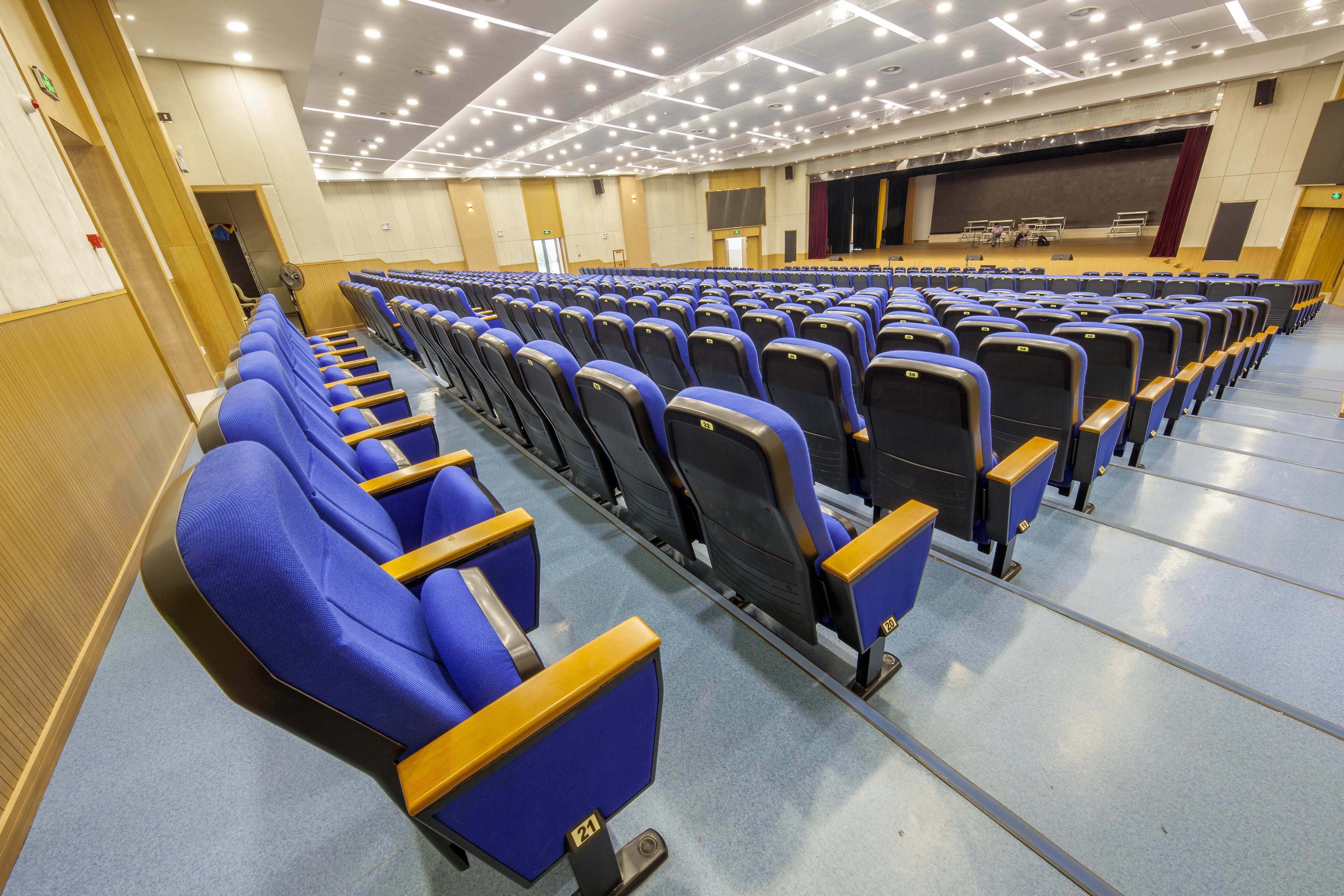 Durable Home Theater Furniture Cheap Price 3D Folding Auditorium Cinema Chair With Writing Tablet