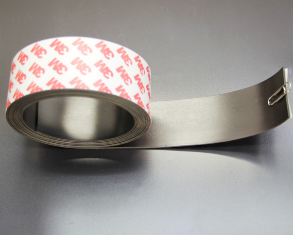 Magnet With 3-M Adhesive Tape, Agv Tesa Anisotropic Flexible Rubber Lem Untuk Magnet Tape Strip