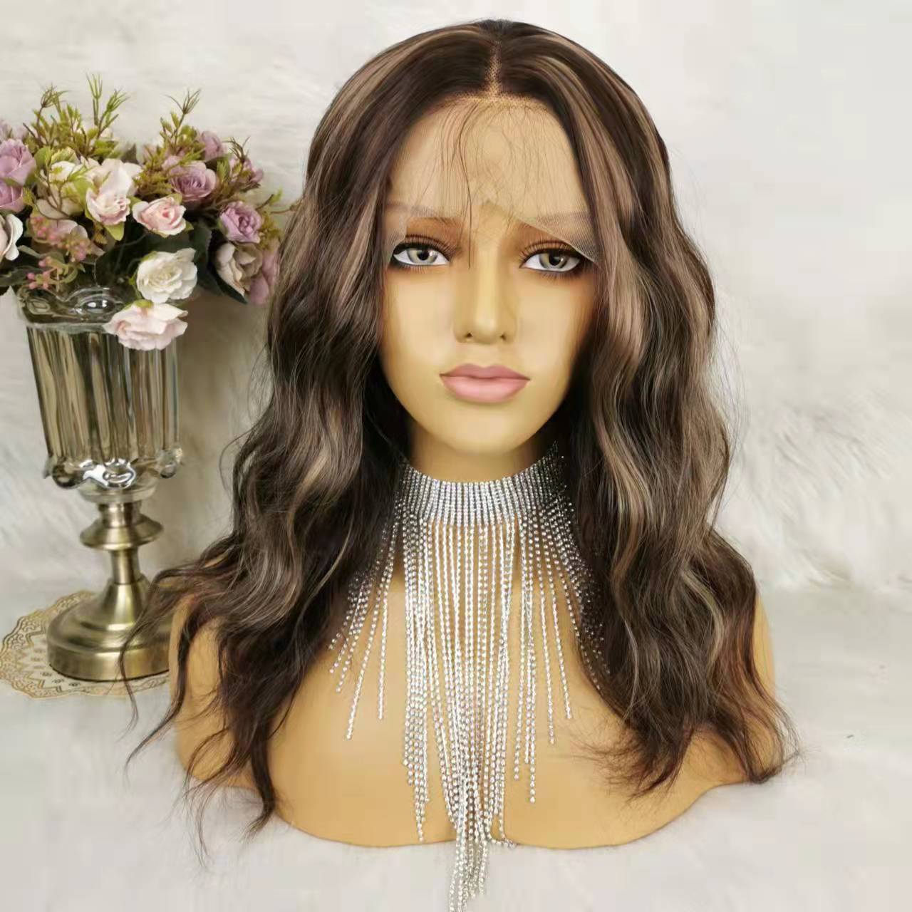 White women 18inch shoulder length wavy #4 highlight #27  front lace futura wig japanese fiber hair synthetic wigs