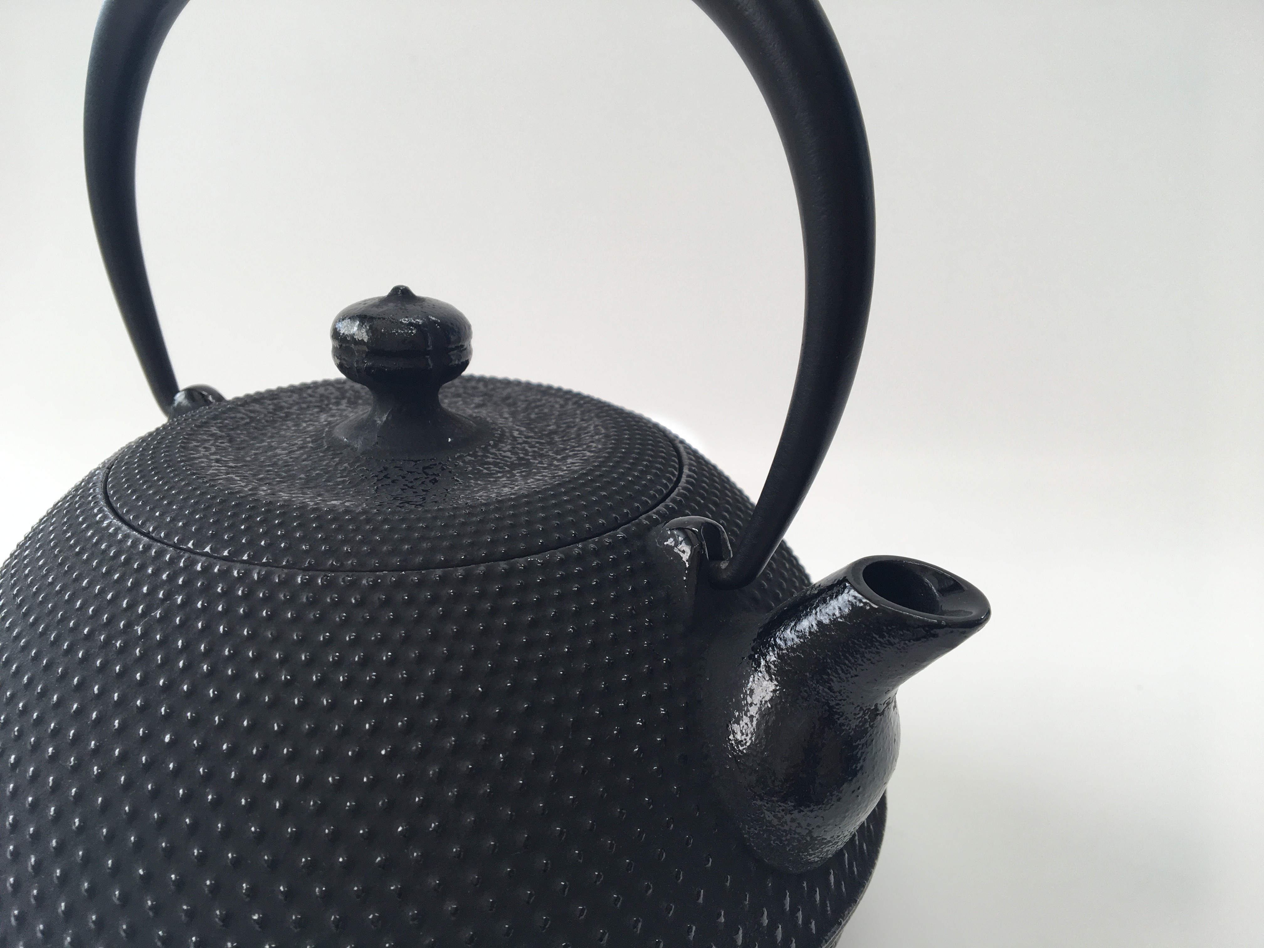 Japanese water tea kettle and tea pot cast iron made in Japan traditional style foldable handle