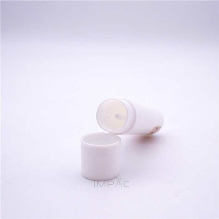 small classic white plastic chapstick fancy lip balm twist tube