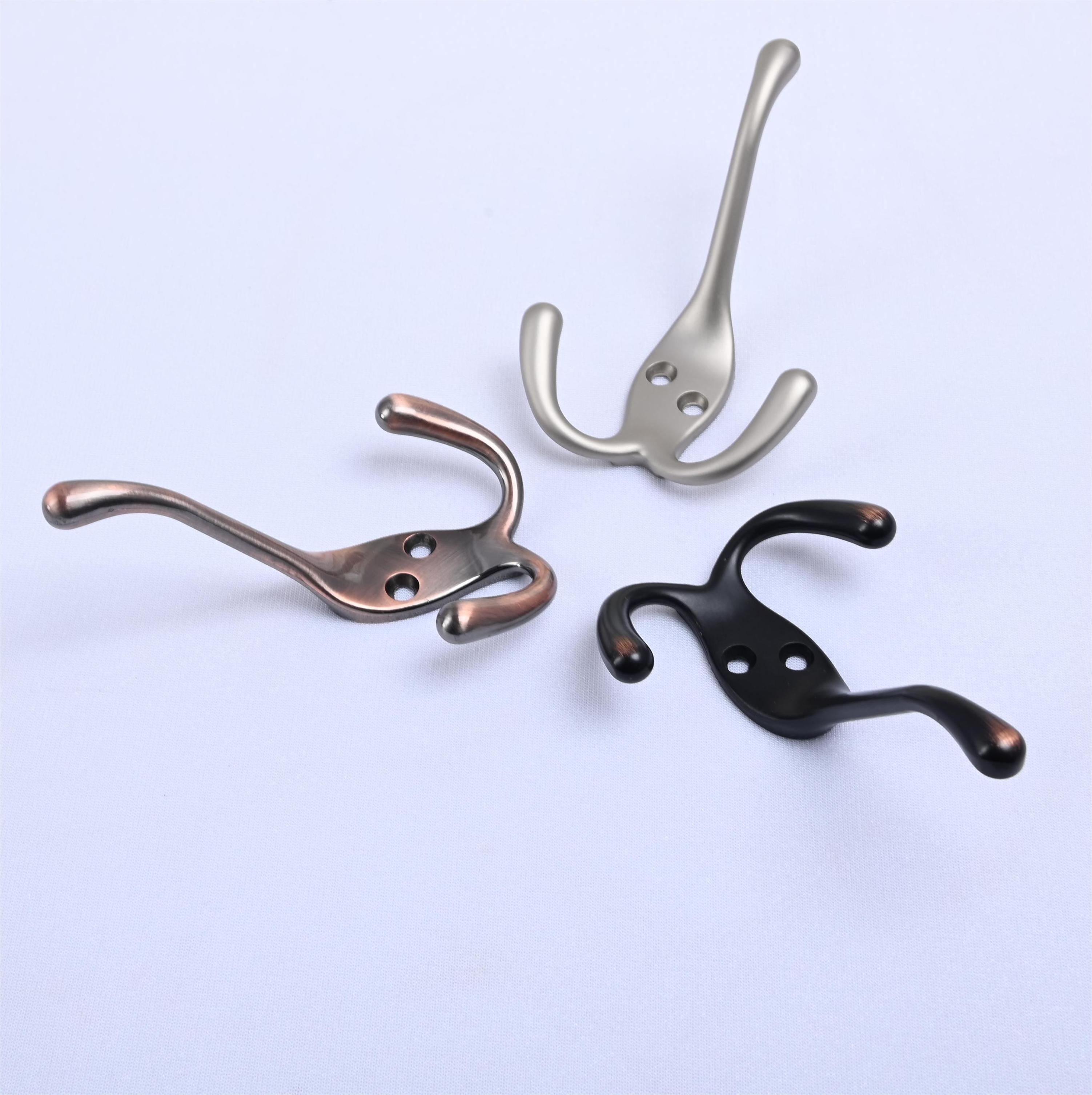 Vintage Wall Coat Hooks Metal Zinc Alloy Triple Clothes Hook in Antique Copper  Oil Rubeed Bronze and Matt Nickel Colors