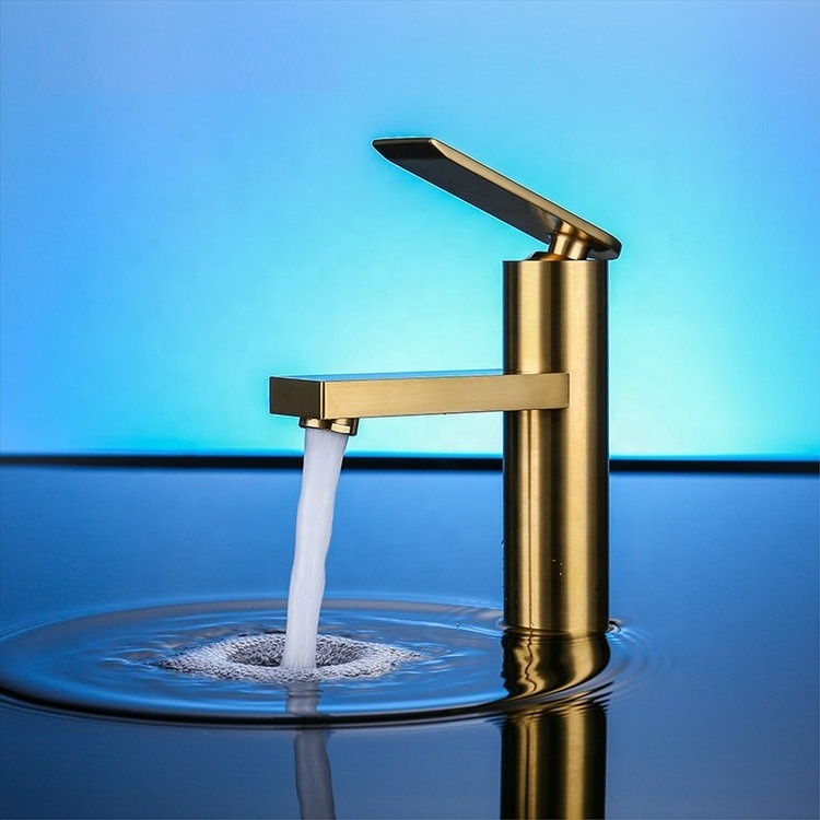 Hot Tall Body Luxury Style Bathroom De Mounted Brass Brushed Gold Taps Basin Faucet