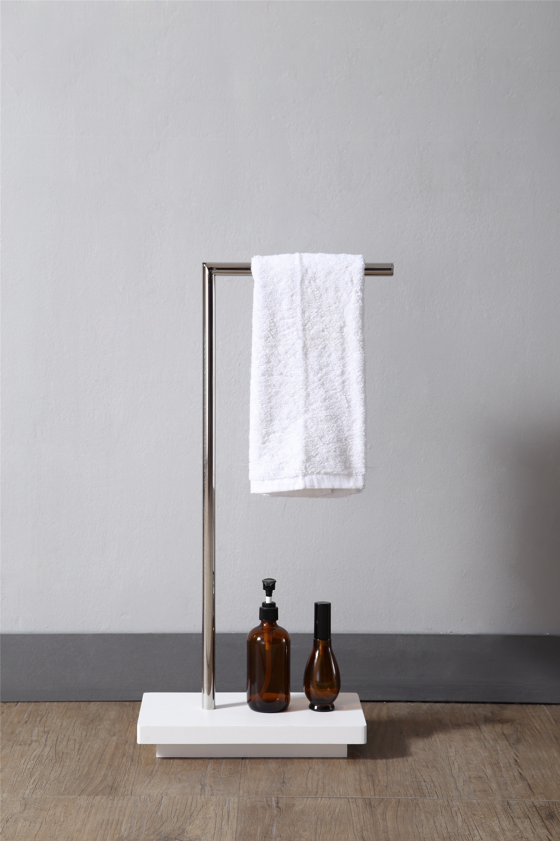 Modern Solid Surface Bathroom Accessories Free Standing Bathroom Stainless Steel Towel Rack