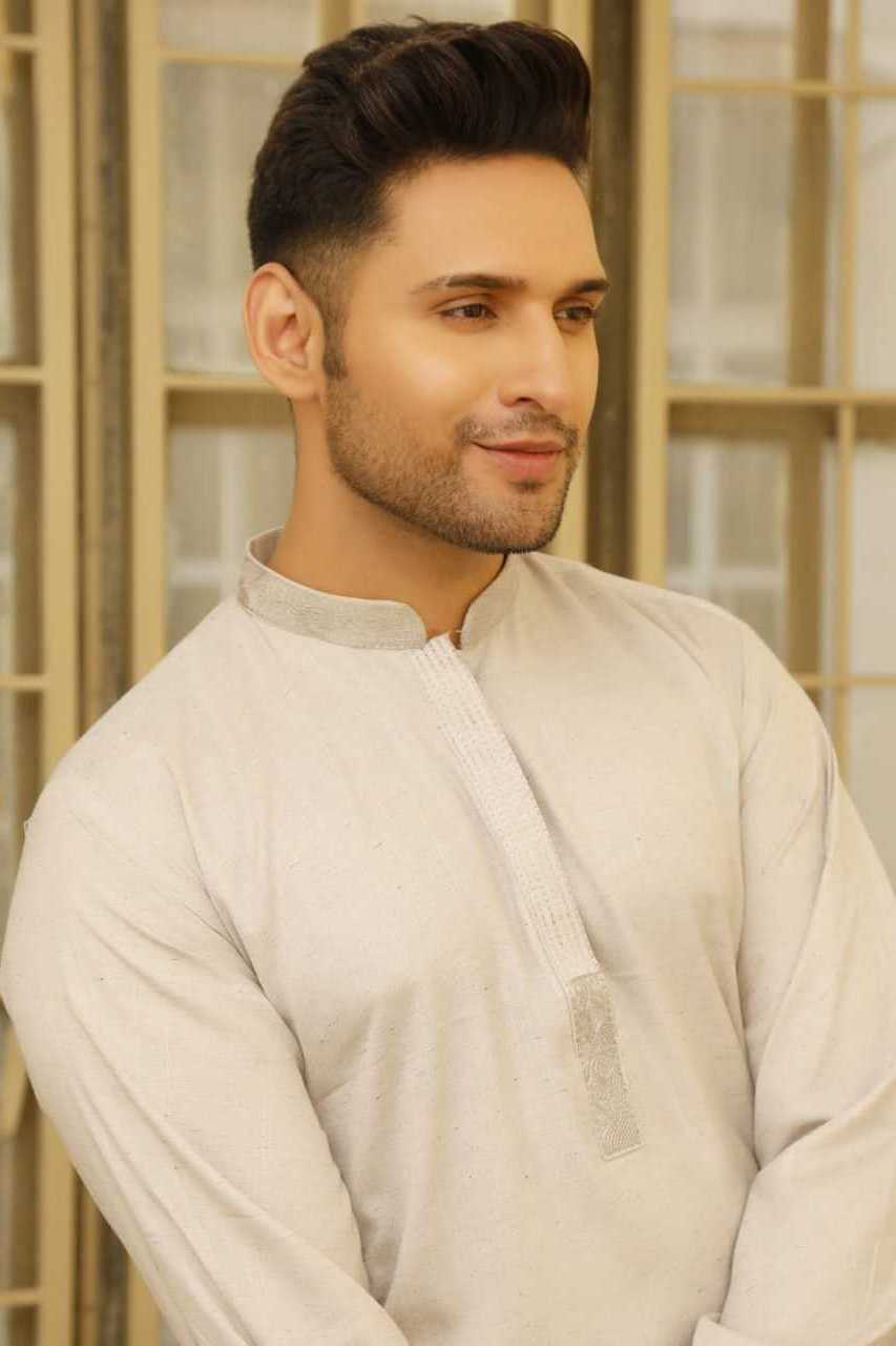 Latest designs of salwar kameez for men / salwar kameez for men / pakistani salwar kameez men