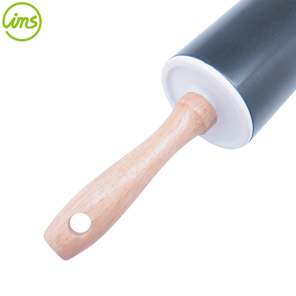 Iron Roll Wooden Handle Non Stick Rolling Pin