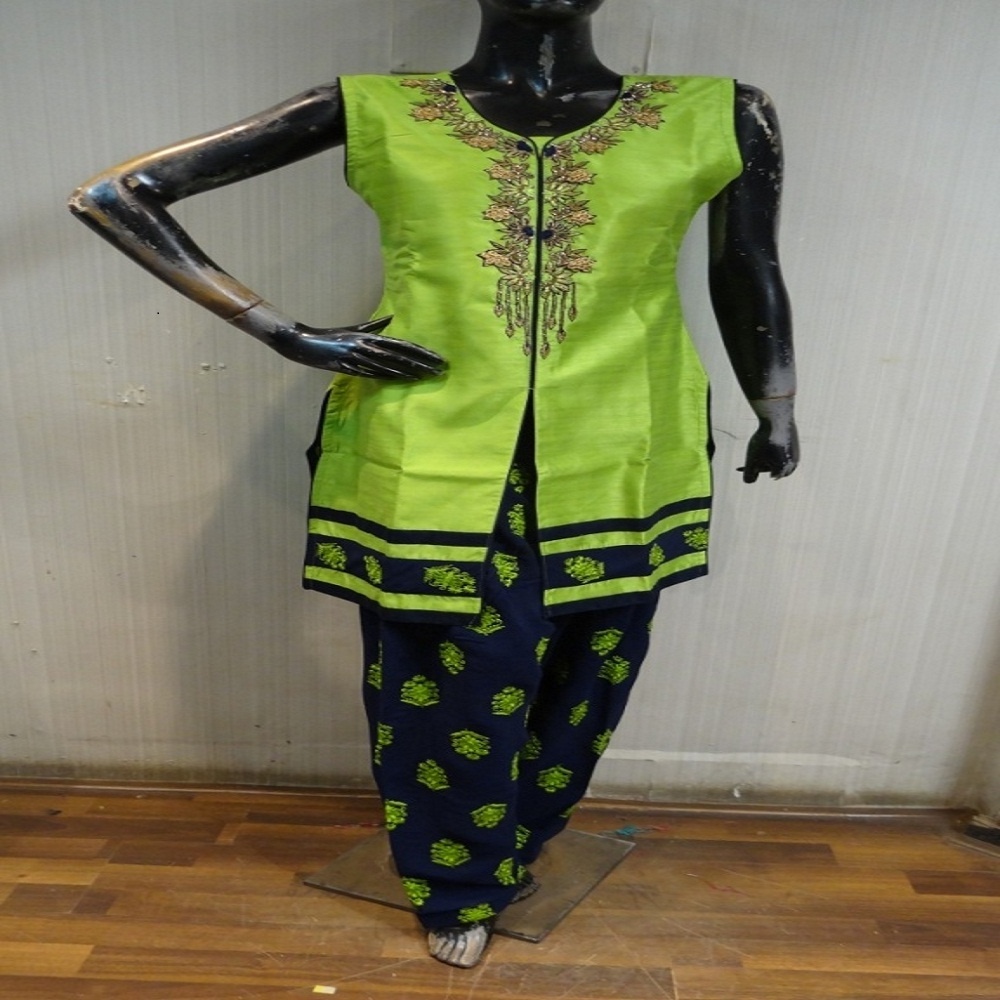 Patiala salwar suit design - INDIAN Punjabi salwar kameez designs - Punjabi salwar kameez neck design