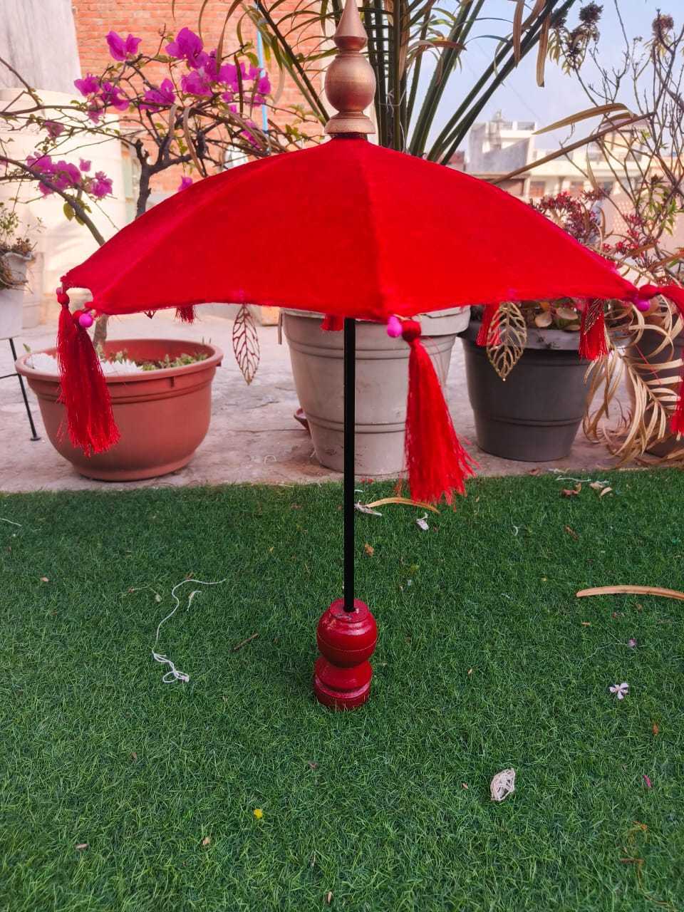 Muthukuda Velvet Decorative Mini Umbrellas Indian Wedding Decor Parasol Velvet Plane Bridal Entry Umbrella Temple Church Decor