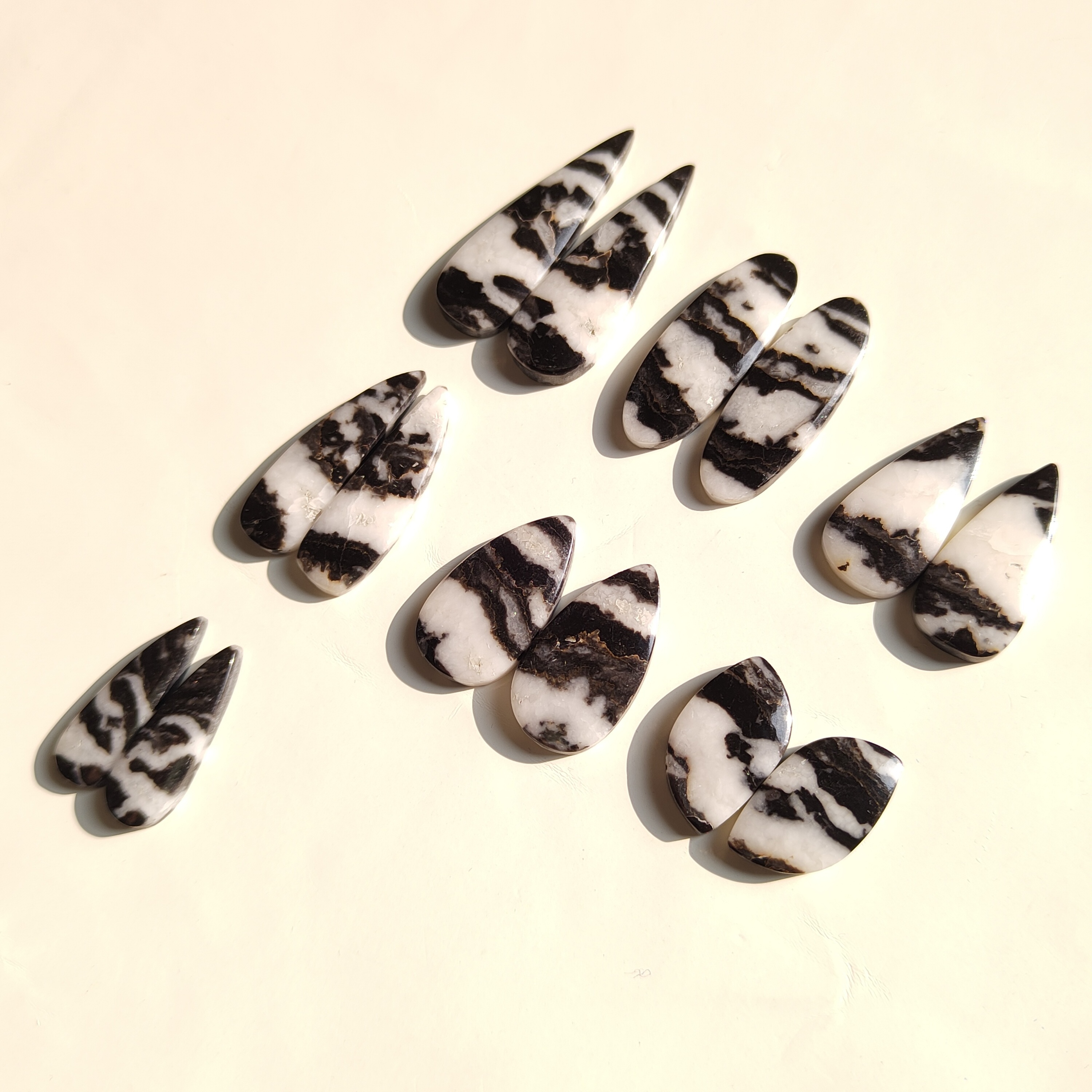 Natural White Buffalo Cabochon Matching Pair Black and White Gemstone Wholesale Price Buffalo Pair Handmade Pair For Jewelry