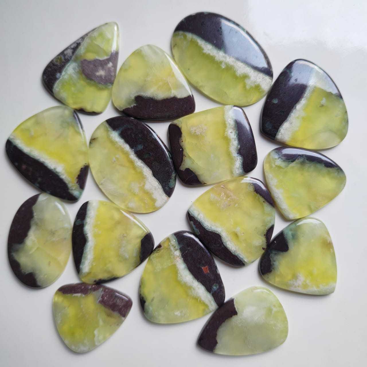 Wholesale price Top quality Prehnit Loose Gemstone Handmade Natural stone High Grade loose gemstone For Jewelry Making