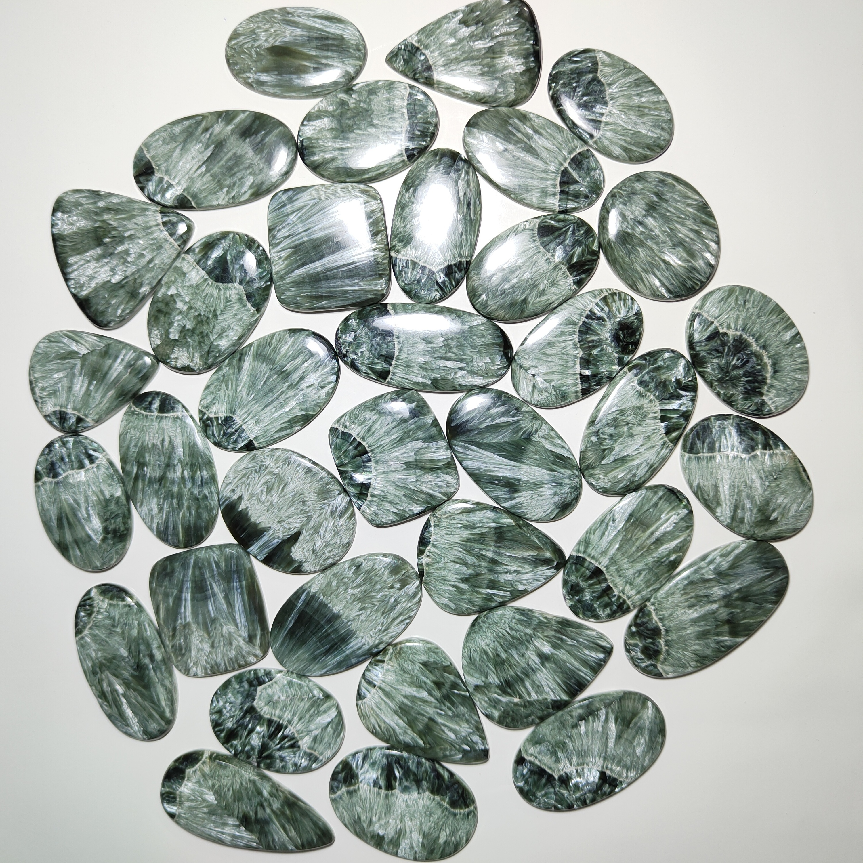 Wholesale Price Top Quality Seraphinite Gemstone Loose stone High Grade Crystal Healing Serphinite Cabochon For Jewellery