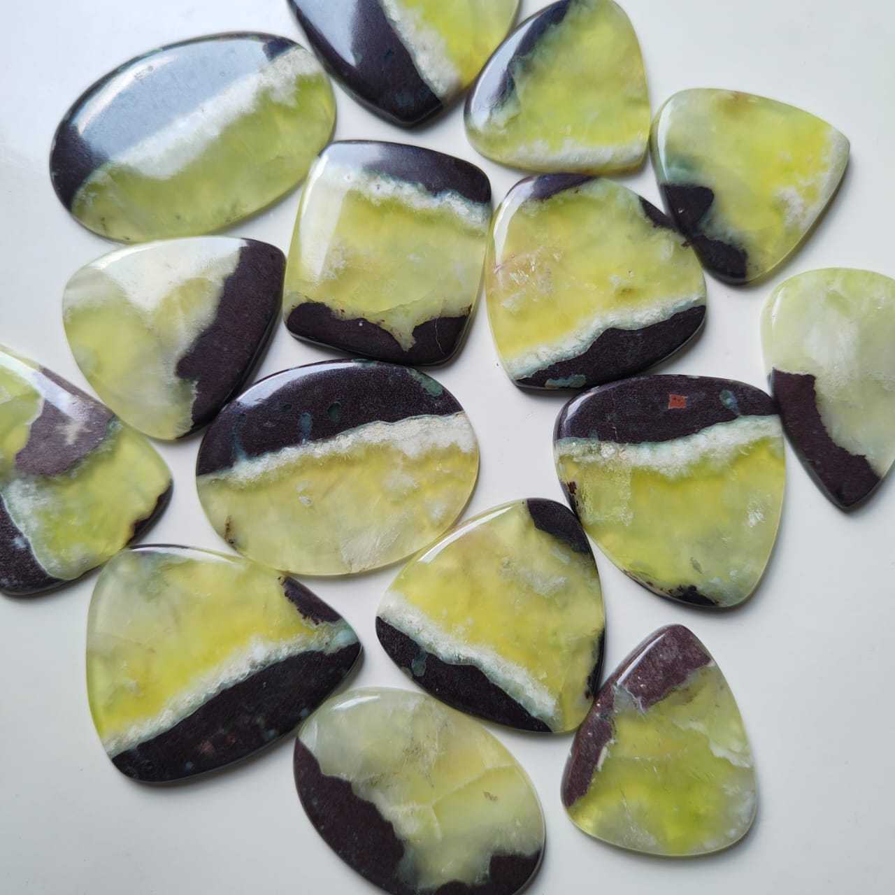 Wholesale price Top quality Prehnit Loose Gemstone Handmade Natural stone High Grade loose gemstone For Jewelry Making