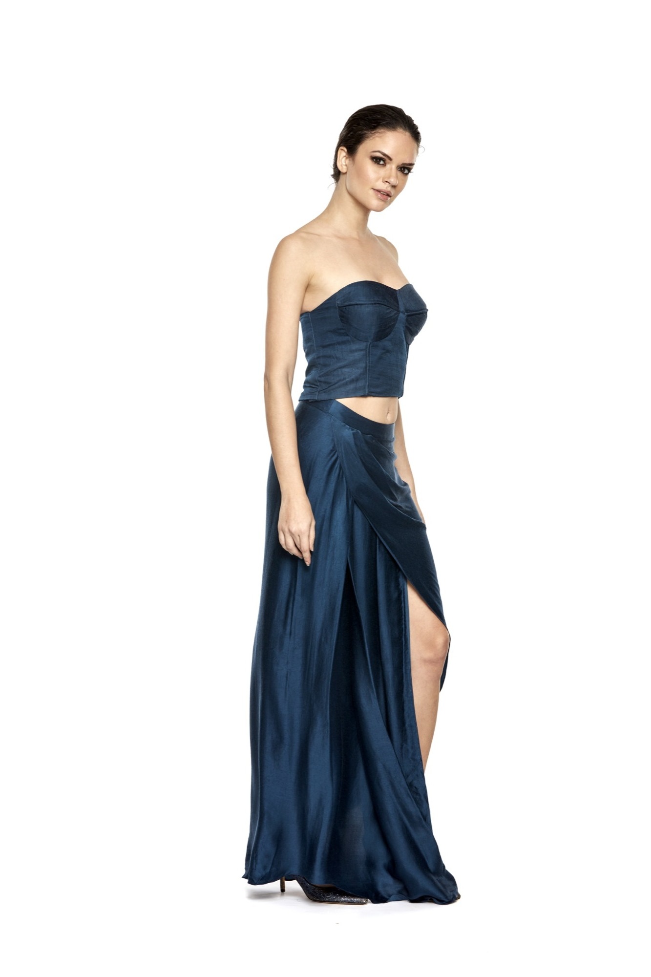 Evening Dresses Dori Vest And Wrap Lungi Skirt for Women Wedding and Club Wear Indian Dresses From Indian Manufacturer