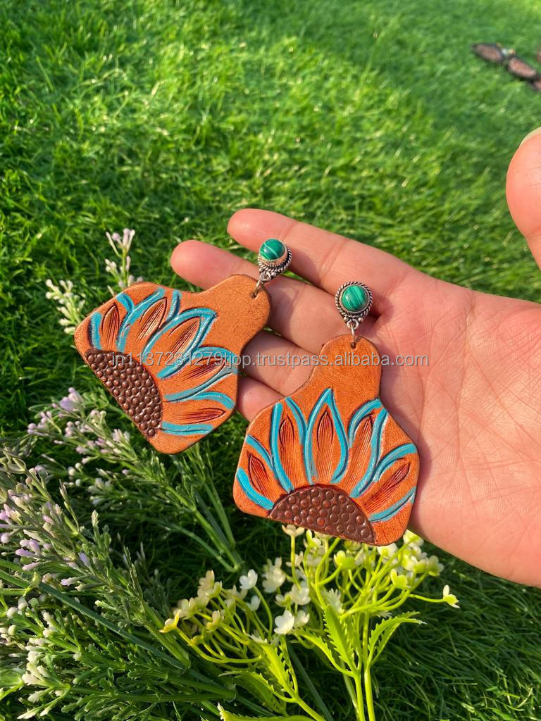 New Arrival Western Style Hand Tooled Carving Leather Earrings Women Cute Trendy Teardrop Earring Tooled Leather Fashion Jewelry