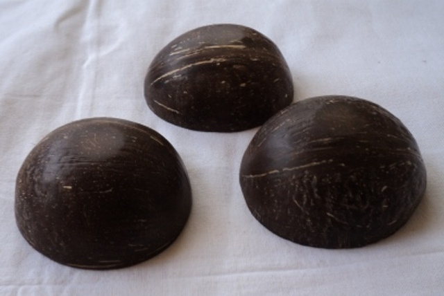 Natural polished Coconut Shell Candle Holder