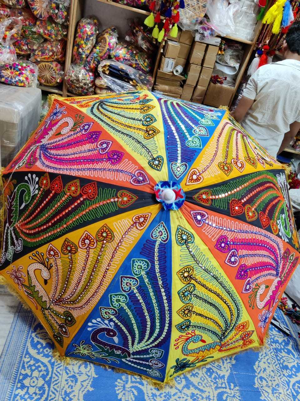 UMBRELLA Indian Small Embroidered Umbrellas Handheld Decorative Wedding decorative Outdoor Wedding Party Christmas Decor