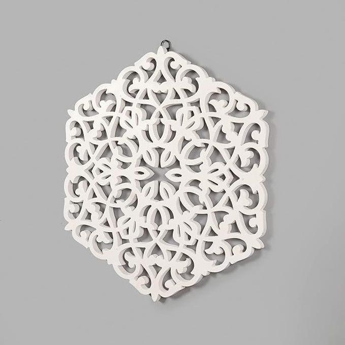 Wooden  Hand Crafted Round Shaped White Coloured Wooden Wall Hanging  Carving Design For Office Home