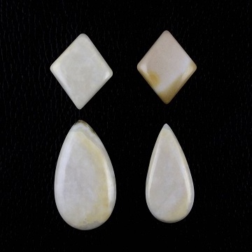 Beautiful 4 Pieces Wholesale Natural White Mookite Jasper Cabochons Jewelry Making White Stone Collection Style Cut