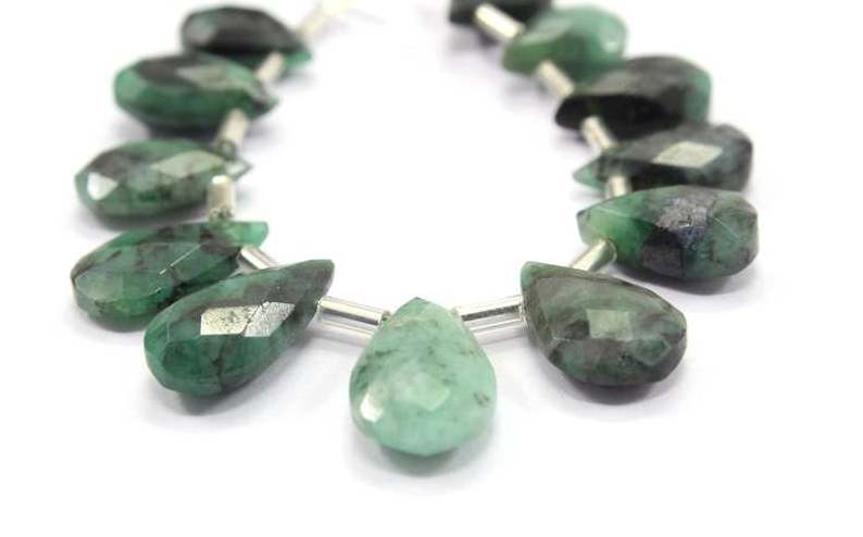 Top Quality 1 Strand Natural Emerald Gemstone Faceted Pear Shape Beads for Jewelry Making Wholesale Necklace