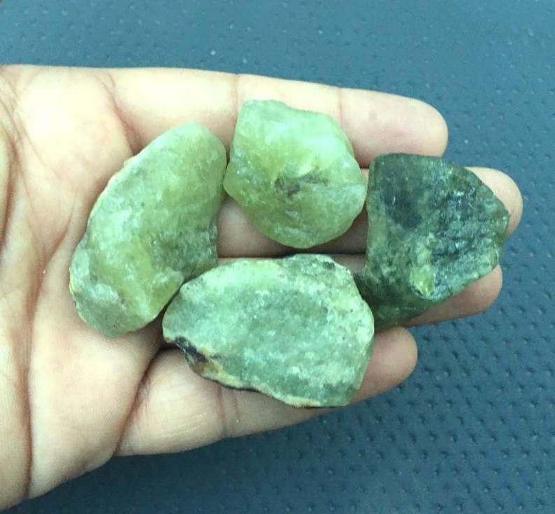 5 Piece Natural Green Garnet Gemstone Loose Untreated Stone Rough Good Quality Making Jewelry Wholesale