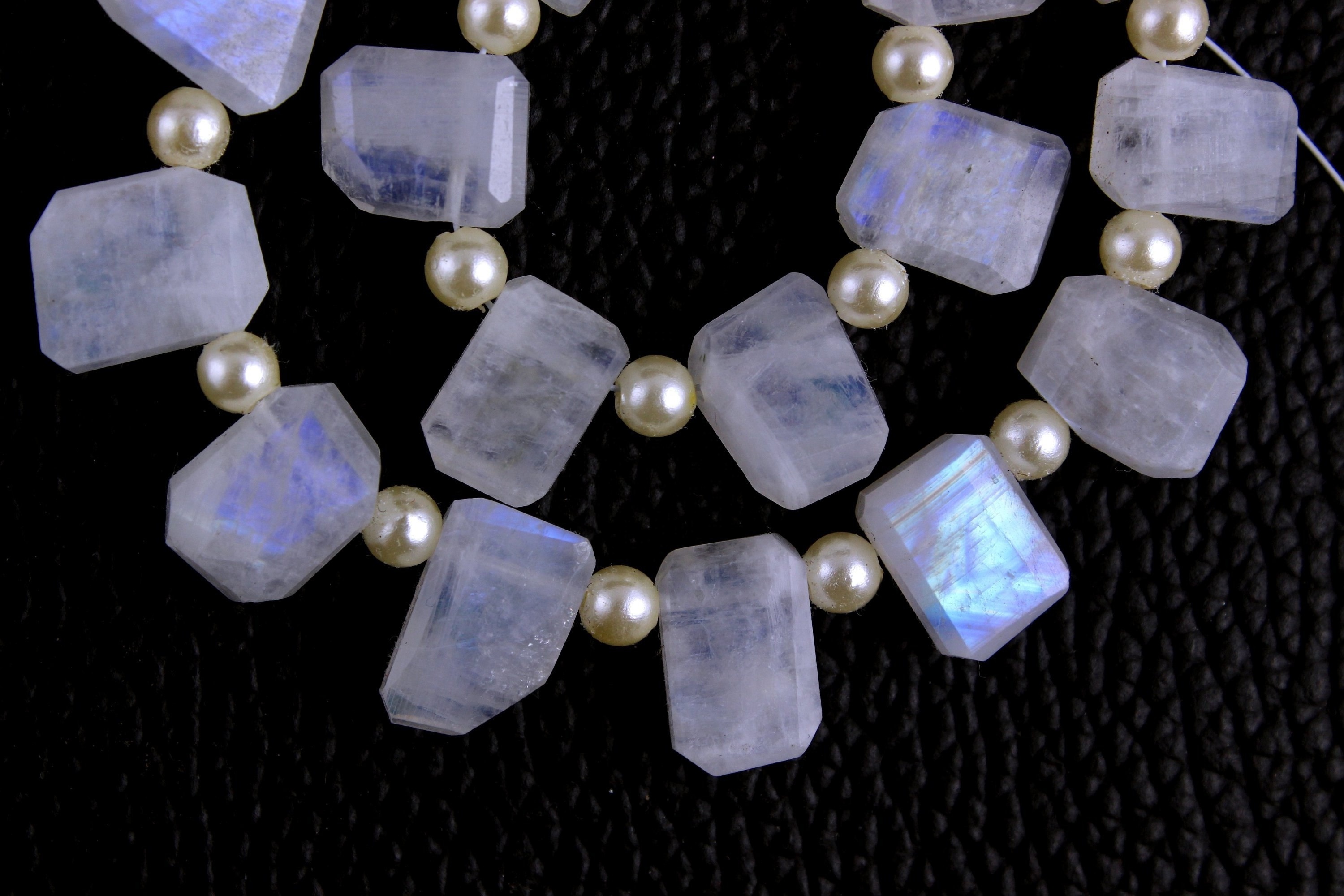 Awesome Quality 1 Strand Beautiful Faceted Nuggets Shape Beads Natural Rainbow Moonstone Blue Fire Gemstone Beads