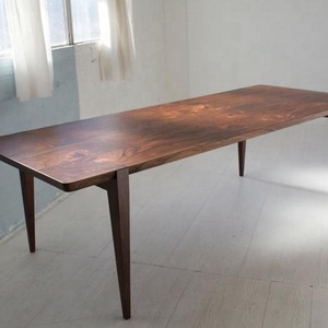 Indian Design Oregon Walnut Solid Wooden Finishing Dinning Table