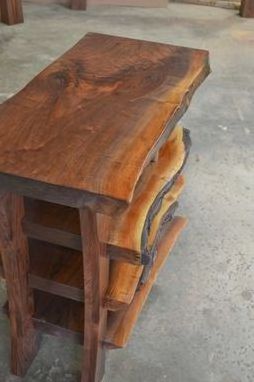 Acacia Wood  Live edge  Rack Table