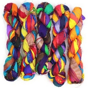 High quality recycled multi colored sari silk ribbons yarn  assorted color for knitting weaving scarves, brace late and rug maki