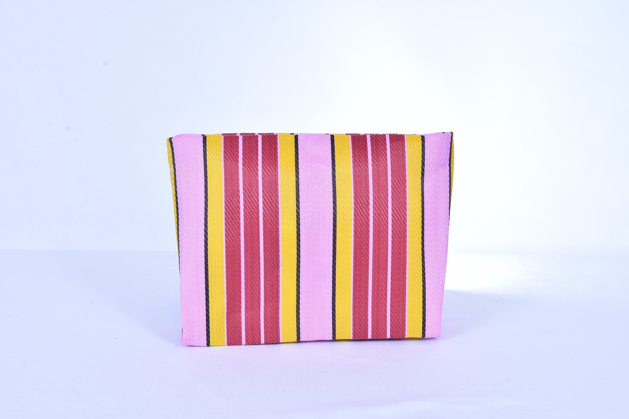 Eco friendly recycled plastic stripe bag and stand up pouches for toiletries/wash/beauty wholesale products tote shopping bags