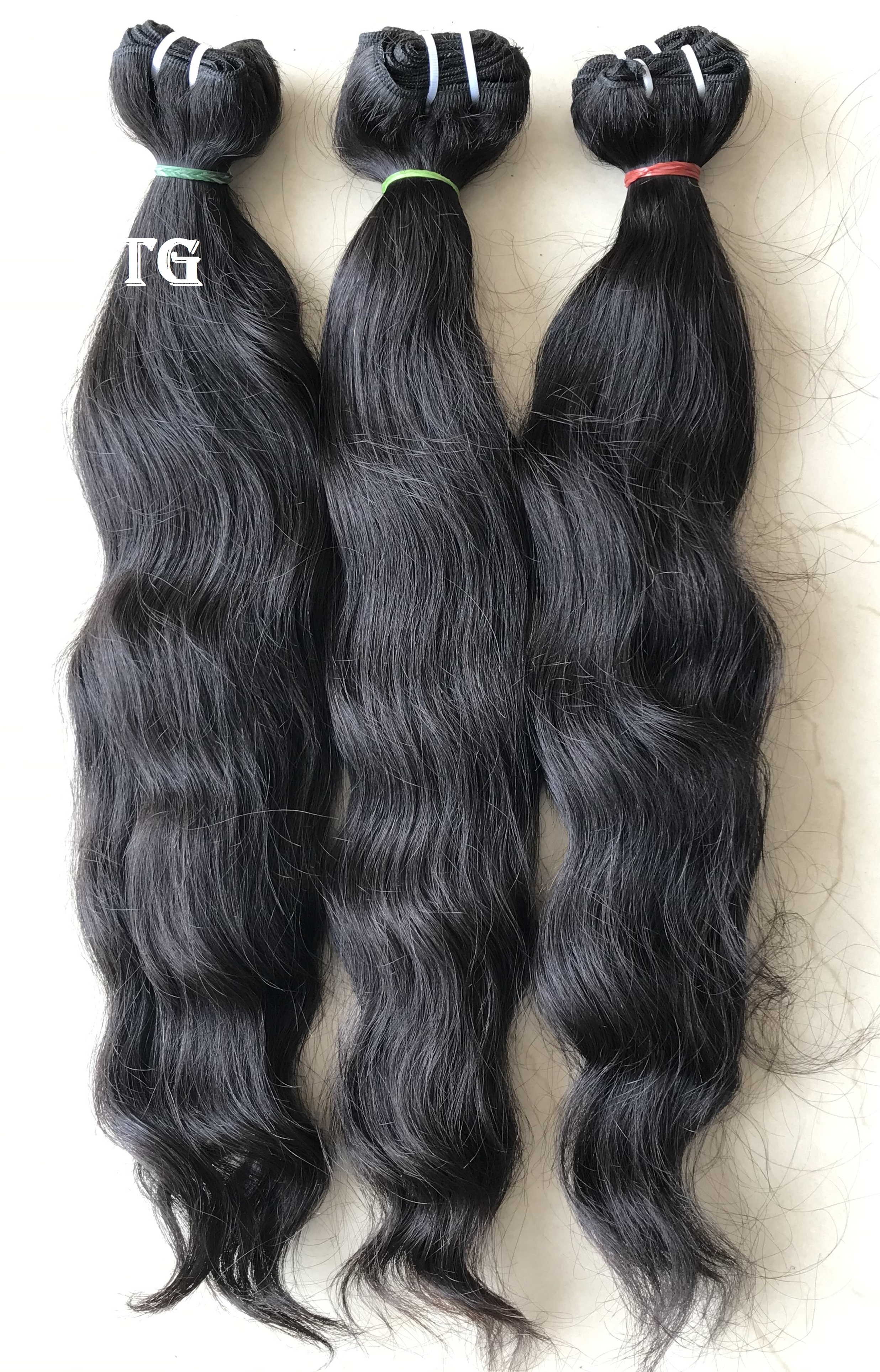 Raw Cambodian Cuticle Aligned 100% Unprocessed Natural Wavy Super Silky Smooth Wave Temple Human Hair Bundles Extensions Vendor