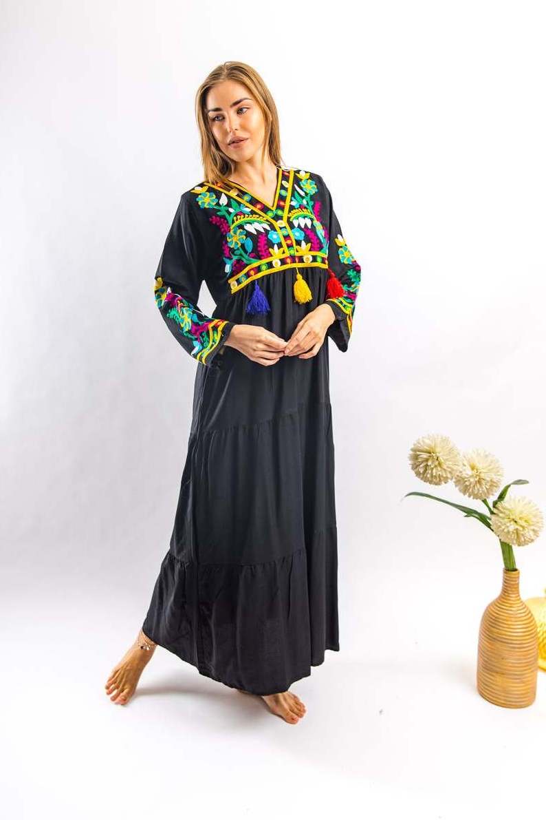 Wholesale Clothing Embroidered Vintage Flora Boho Style Peasant Mexican Long Dress