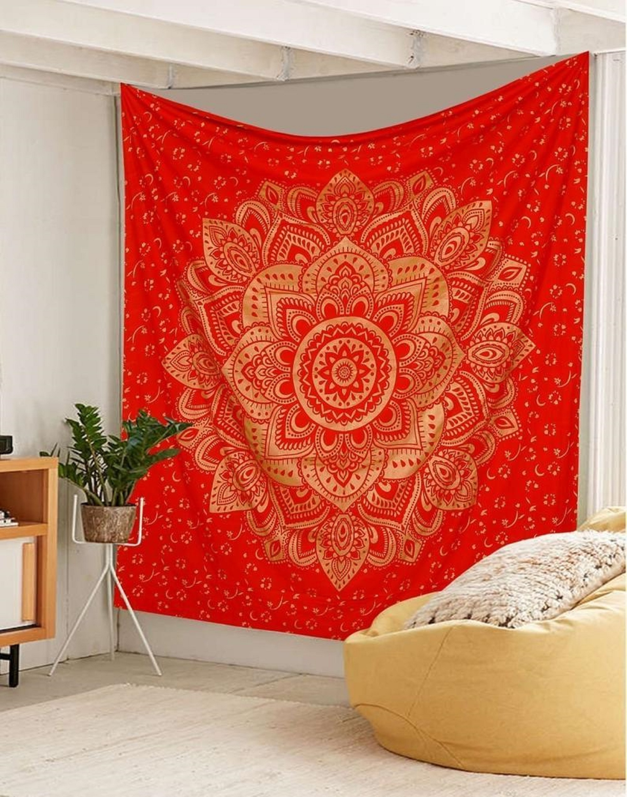 Wholesale Custom Indian Bohemian Mandala Printed Red Gold Wall Hanging Tapestry for Bedroom Decor