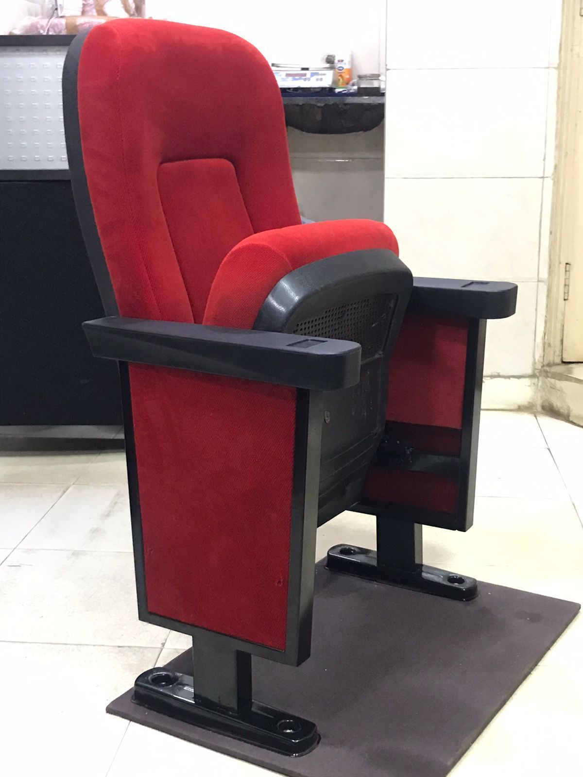 Theater Chairs Cinema Chairs Factory Direct Durable Theater Seats VIP Couches Theater Chairs Are Affordable